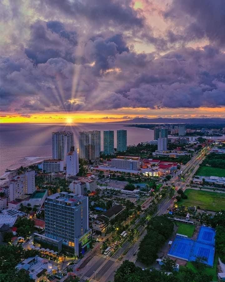 Sunscape Residence Tower Пуэрто-Вальярта Экстерьер фото